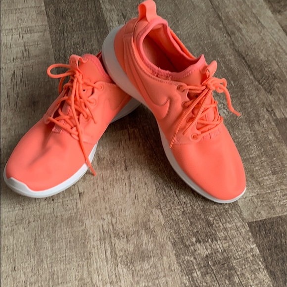 neon orange nike
